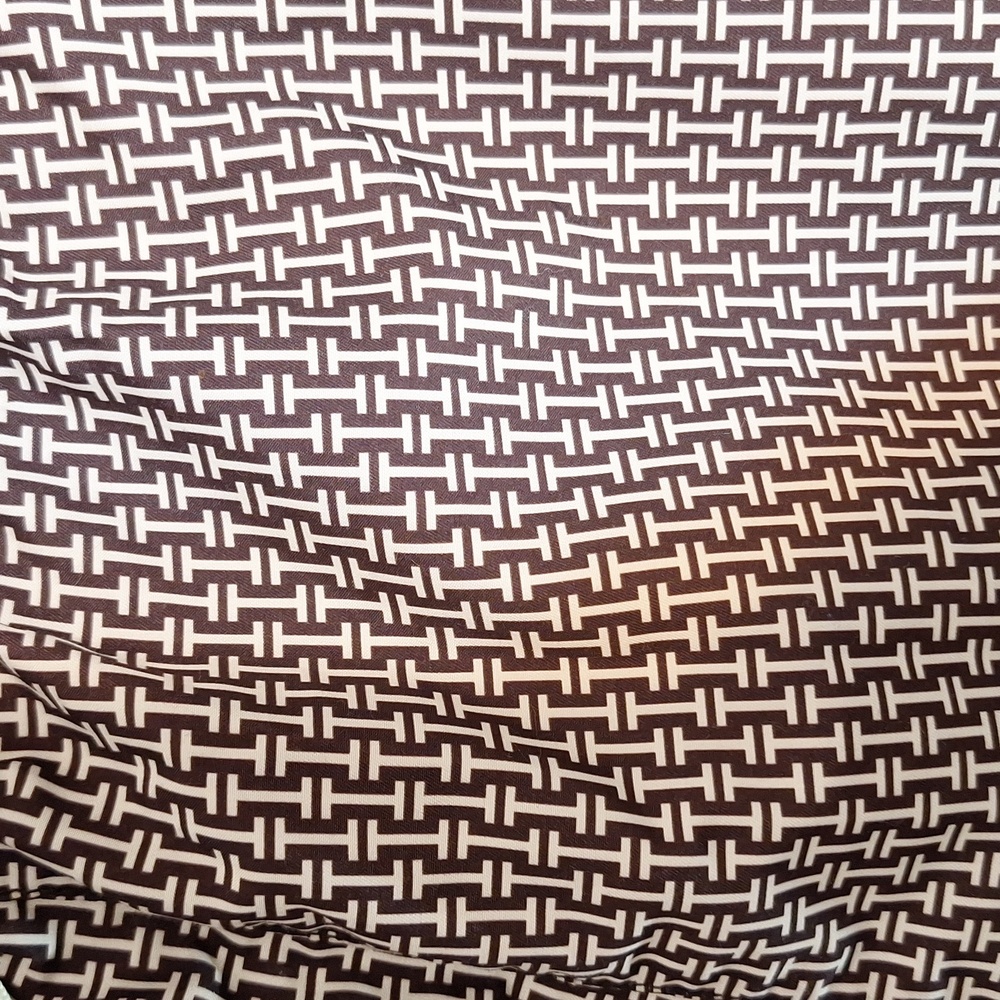 H&M Brown and White Patterned Swim Shorts - Picture 3 of 6